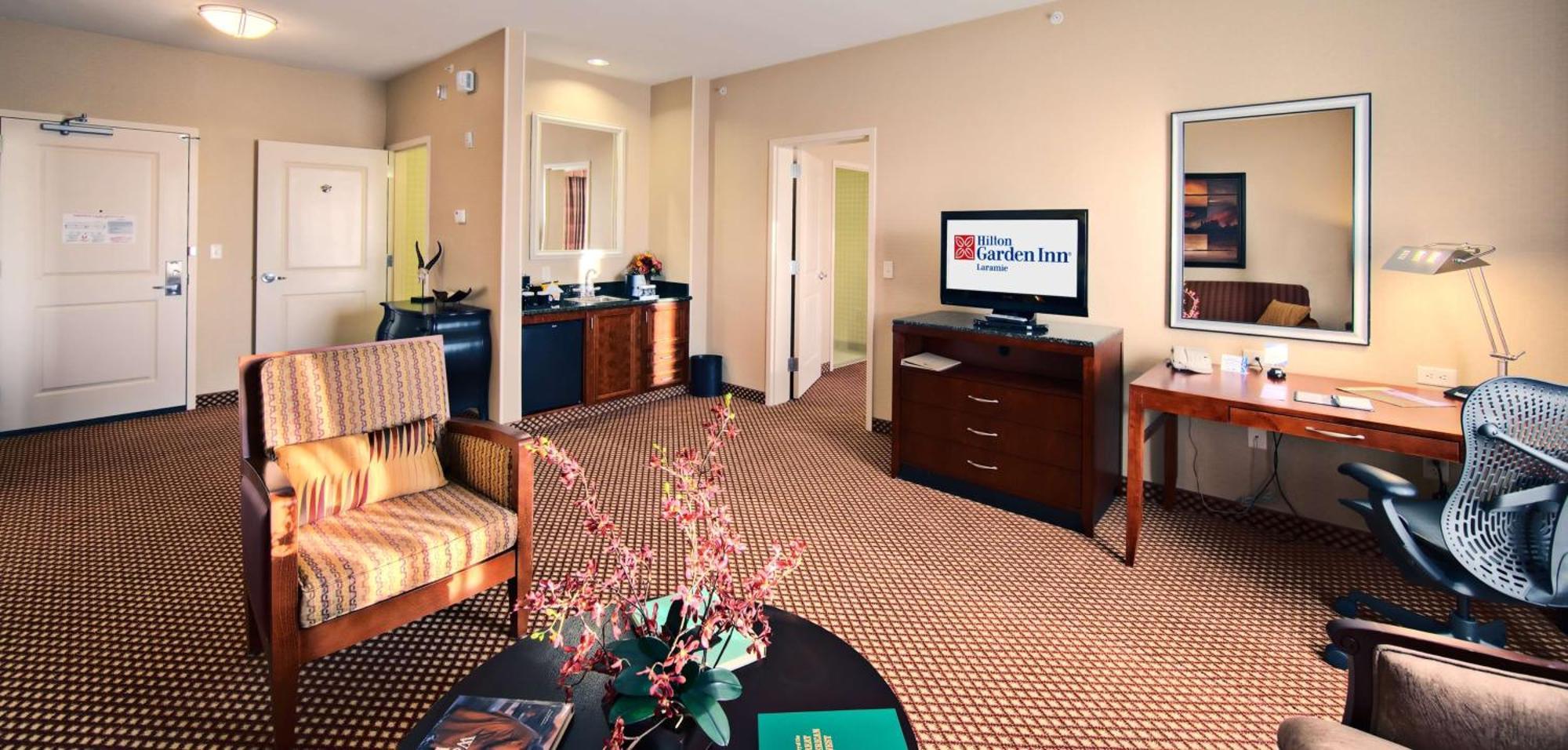Hilton Garden Inn Laramie Exterior photo